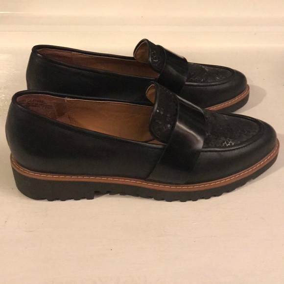 Halogen Black Loafer - Picture 3 of 6